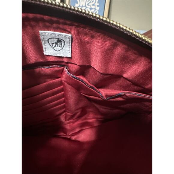 Travelon RFID Blocking Zip Close Pouch Bag Nylon Wristlet - Picture 4 of 4